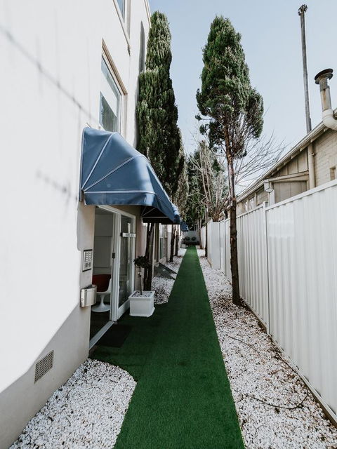 SoYa Apartment Hotel - Accommodation in Surfers Paradise 4