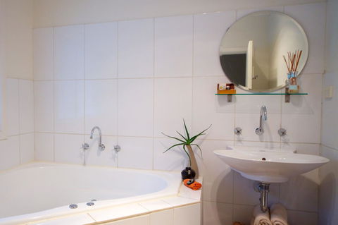 Healesville Apartments - Accommodation in Surfers Paradise 4