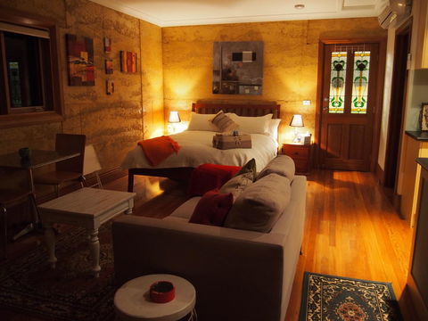 Bundjil Studio - Accommodation in Surfers Paradise 22