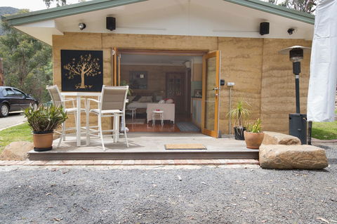 Bundjil Studio - Accommodation in Surfers Paradise 2