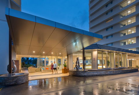 Whitsunday Apartments - Accommodation in Surfers Paradise 4