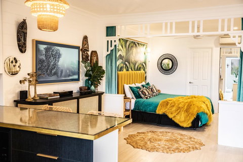 NOMAD - Luxe Apartment - Accommodation in Surfers Paradise 0