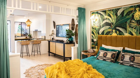 NOMAD - Luxe Apartment - Accommodation in Surfers Paradise 13