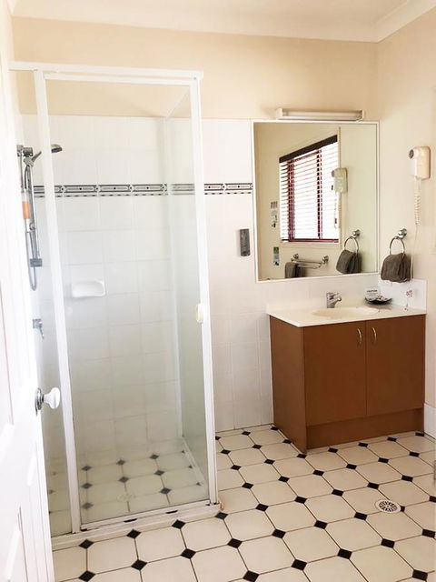The Bearded Dragon Boutique Hotel - Accommodation in Surfers Paradise 12