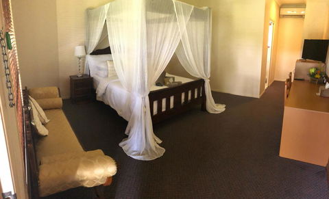 The Bearded Dragon Boutique Hotel - Accommodation in Surfers Paradise 9