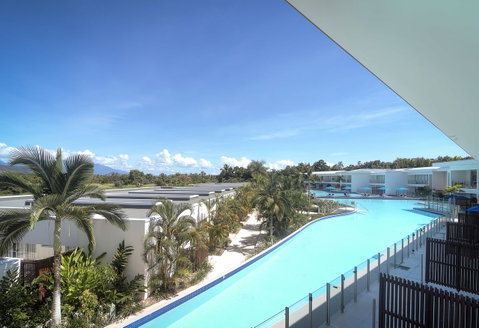 Pool Resort Port Douglas - Accommodation in Surfers Paradise 11
