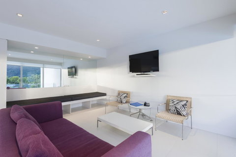 Pool Resort Port Douglas - Accommodation in Surfers Paradise 15