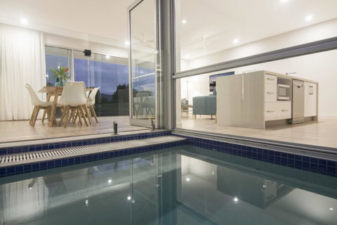 Pool Resort Port Douglas - Accommodation in Surfers Paradise 36