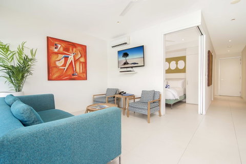 Pool Resort Port Douglas - Accommodation in Surfers Paradise 32