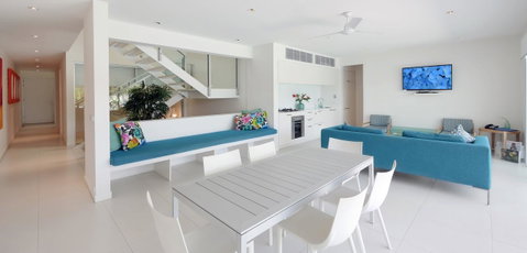 Pool Resort Port Douglas - Accommodation in Surfers Paradise 6