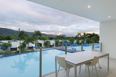 Pool Resort Port Douglas - Accommodation in Surfers Paradise 18
