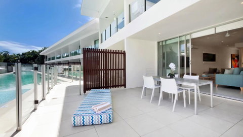 Pool Resort Port Douglas - Accommodation in Surfers Paradise 10