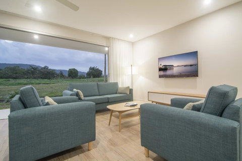 Pool Resort Port Douglas - Accommodation in Surfers Paradise 38