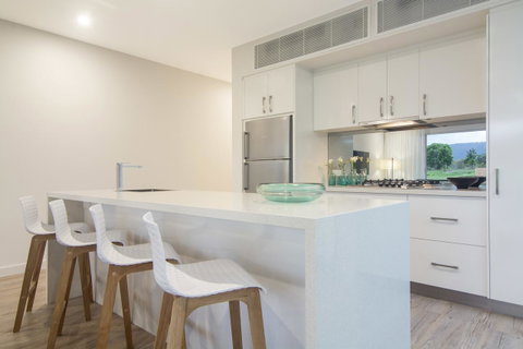Pool Resort Port Douglas - Accommodation in Surfers Paradise 43