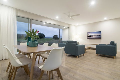Pool Resort Port Douglas - Accommodation in Surfers Paradise 39