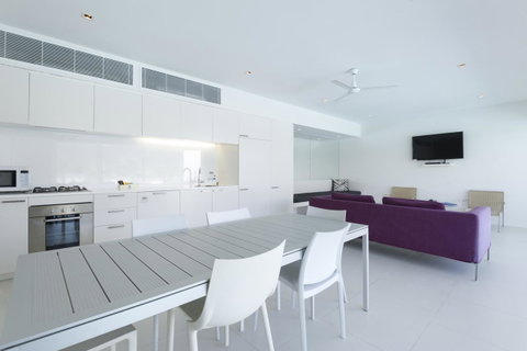 Pool Resort Port Douglas - Accommodation in Surfers Paradise 21