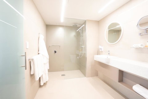 Pacific Hotel Cairns - Accommodation in Surfers Paradise 5