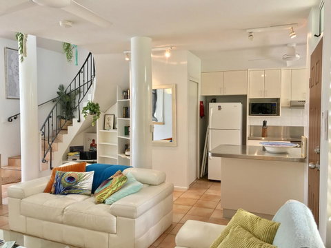 [ ANDY'S BEACH HOUSE ] - Accommodation in Surfers Paradise 35