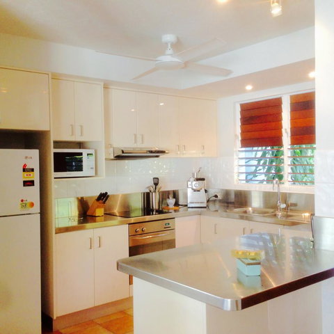 [ ANDY'S BEACH HOUSE ] - Accommodation in Surfers Paradise 36