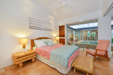 [ ANDY'S BEACH HOUSE ] - Accommodation in Surfers Paradise 24