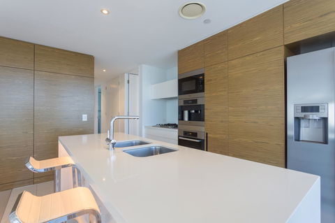 Oracle Resort Broadbeach - Gclr - Accommodation in Surfers Paradise 28