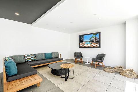 Qube Broadbeach - Accommodation in Surfers Paradise 22