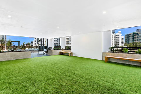 Qube Broadbeach - Accommodation in Surfers Paradise 23