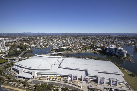 Qube Broadbeach - Accommodation in Surfers Paradise 4