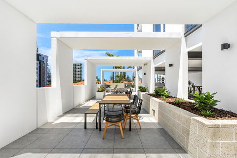 Qube Broadbeach - Accommodation in Surfers Paradise 21