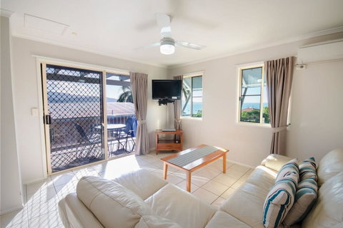 Airlie Apartments - Accommodation in Surfers Paradise 7