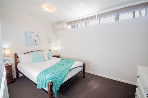 Airlie Apartments - Accommodation in Surfers Paradise 15