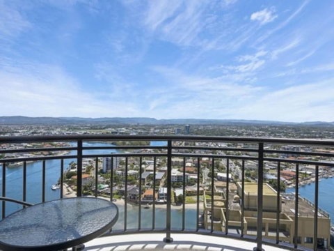 Beach Stay - Ocean & Riverview Resort Chevron Renaissance Central Surfers Paradise - Accommodation in Surfers Paradise 14