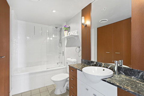 Beach Stay - Ocean & Riverview Resort Chevron Renaissance Central Surfers Paradise - Accommodation in Surfers Paradise 6