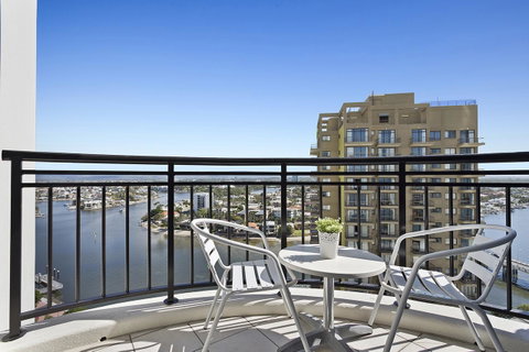 Beach Stay - Ocean & Riverview Resort Chevron Renaissance Central Surfers Paradise - Accommodation in Surfers Paradise 13