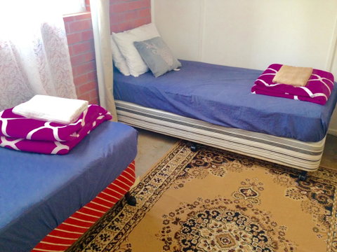XYL Pets Friendly Seaside Boutique Guesthouse - Accommodation in Surfers Paradise 8