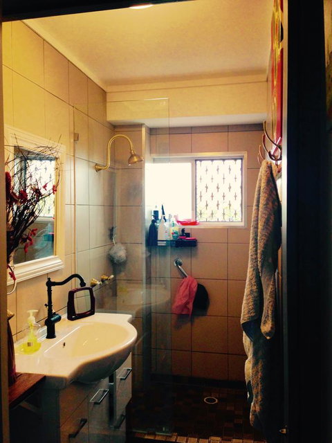 XYL Pets Friendly Seaside Boutique Guesthouse - Accommodation in Surfers Paradise 18
