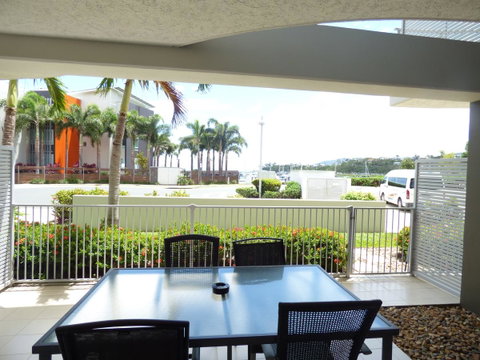 Marina View Apartment - Accommodation in Surfers Paradise 4