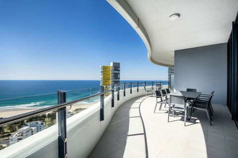 The Wave Resort - Accommodation in Surfers Paradise 1