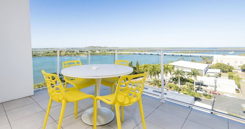 Riviera Mackay - Accommodation in Surfers Paradise 2