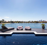 Rumrunner Resort - Accommodation in Surfers Paradise
