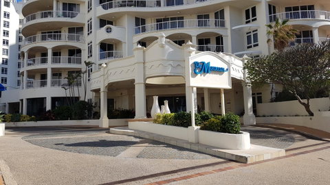APR Private SUITES MOROC By The Beach - Accommodation in Surfers Paradise 7