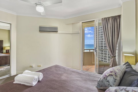 APR Private SUITES MOROC By The Beach - Accommodation in Surfers Paradise 18
