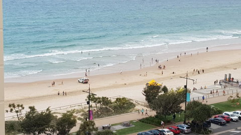 APR Private SUITES MOROC By The Beach - Accommodation in Surfers Paradise 34