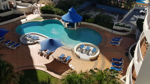 APR Private SUITES MOROC By The Beach - Accommodation in Surfers Paradise 5