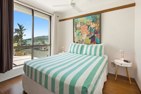 Montipora Unit 3 - In The Heart Of Airlie, Wi-fi And Netflix - Accommodation in Surfers Paradise 6