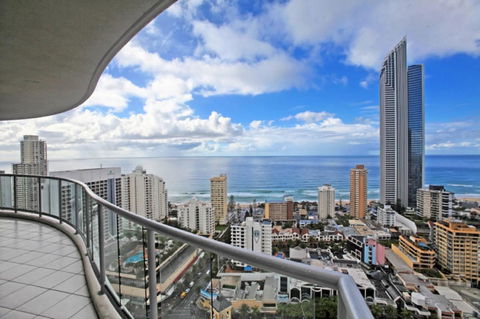 The Towers Of Chevron Renaissance - Holidays Gold Coast - Accommodation in Surfers Paradise 36