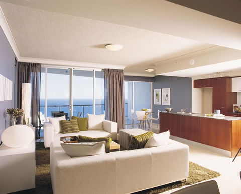 The Towers Of Chevron Renaissance - Holidays Gold Coast - Accommodation in Surfers Paradise 28