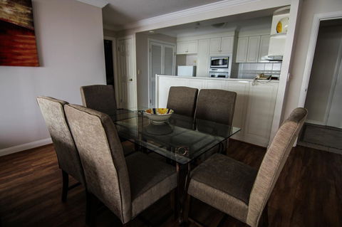 The Phoenician Resort - Accommodation in Surfers Paradise 7