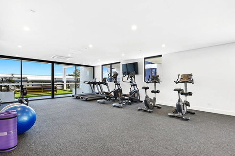 Qube Broadbeach Ocean View Apartments - Accommodation in Surfers Paradise 35