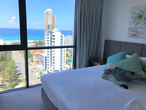 Qube Broadbeach Ocean View Apartments - Accommodation in Surfers Paradise 21
